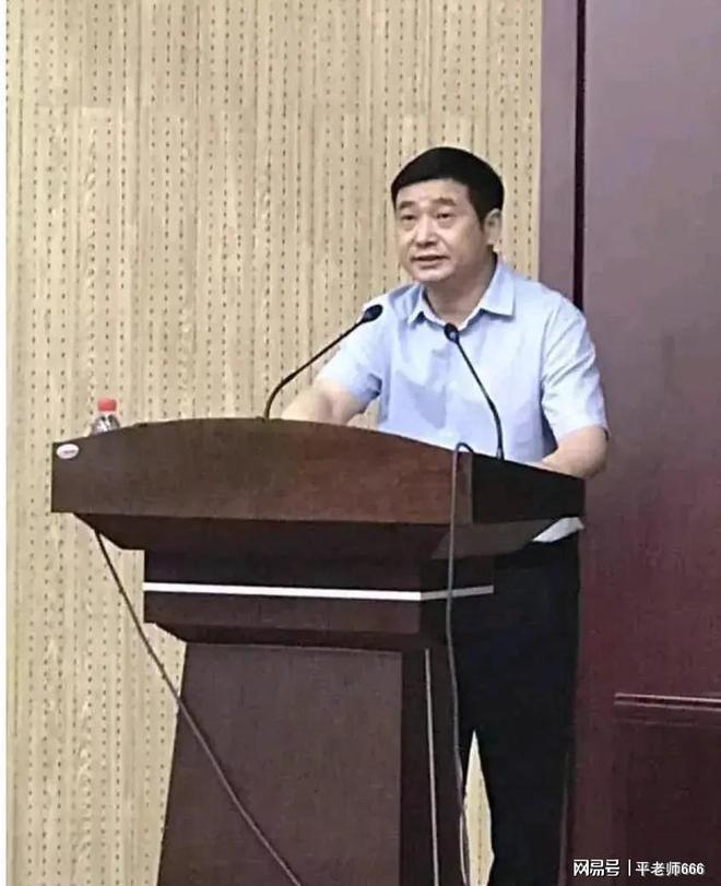 蛀虫阚全程网友曝光他的全部令人瞠目结舌mg不朽情缘游戏试玩郑大第一附属医院(图2)